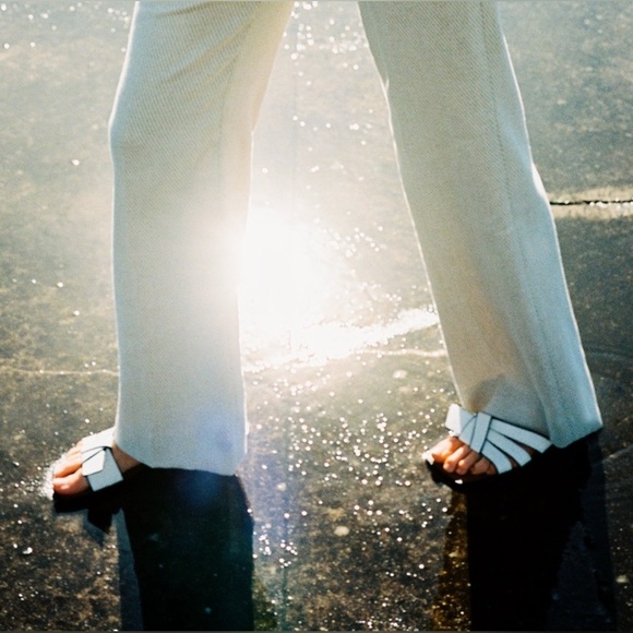 Zara White Topstitched Low Heeled Sandals- EU 37 - Picture 2 of 9